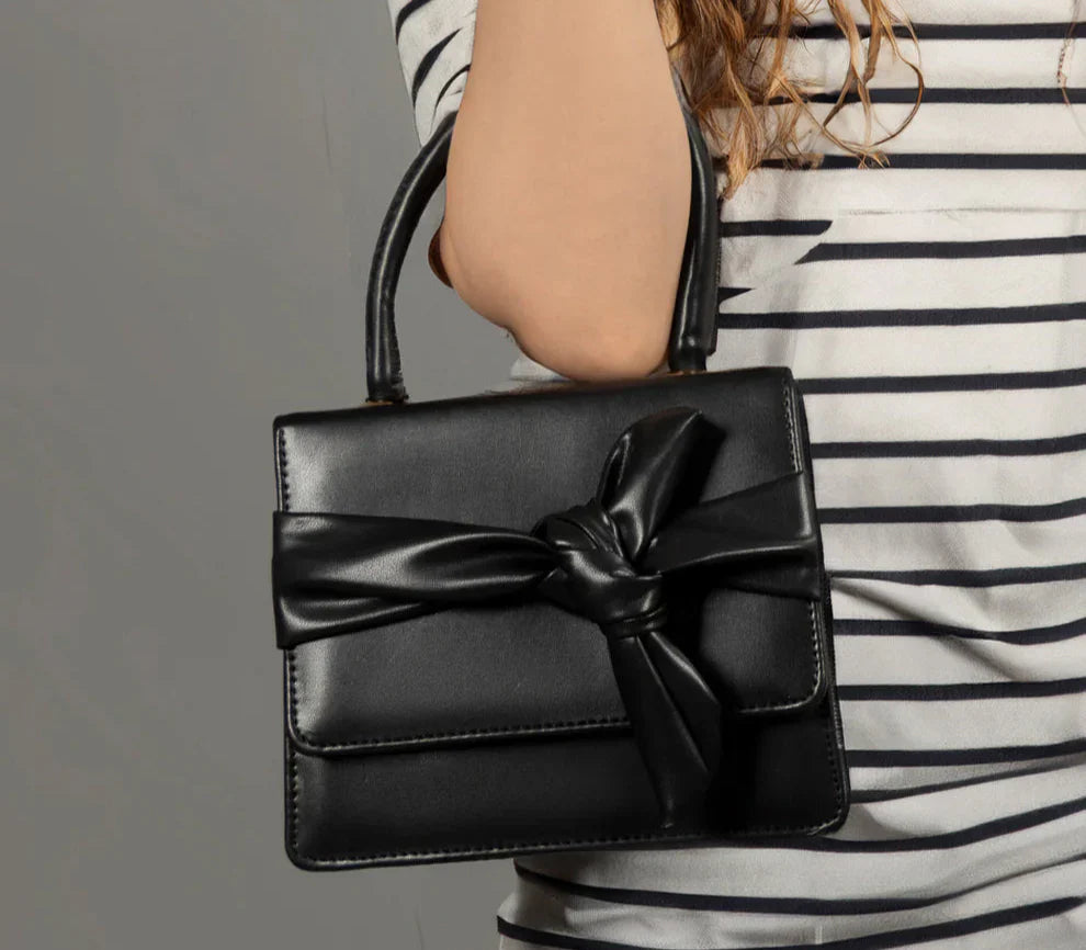 Buy The Handbag ElleKnot in Pakistan