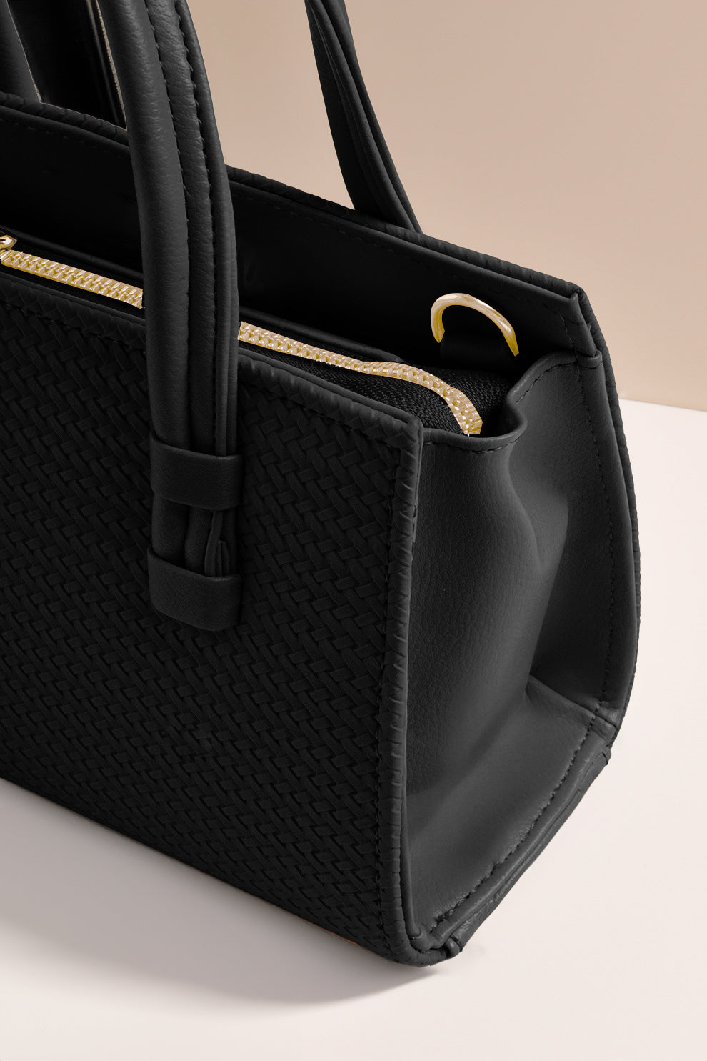 - Handbag HandyZip - Black