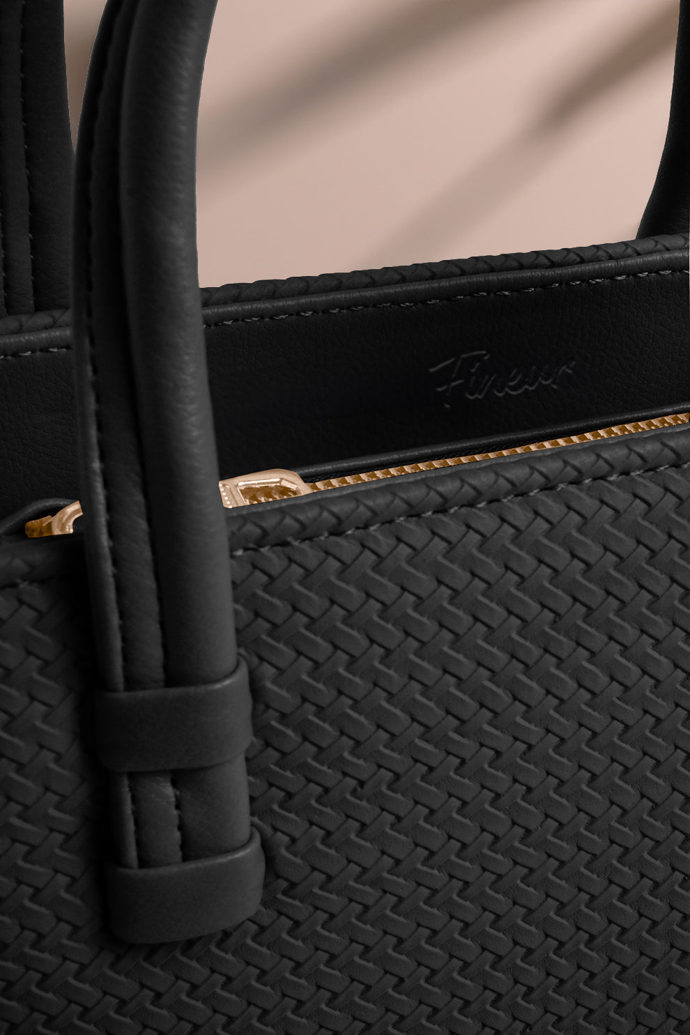 - Handbag HandyZip - Black